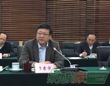 “環(huán)保部長陳吉寧:柴靜換起了公眾對環(huán)保的重視”