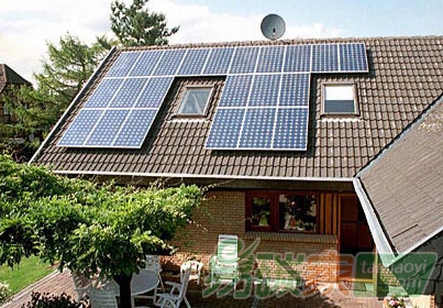 農戶安裝太陽能光伏發(fā)電裝置蘊藏賺錢商機