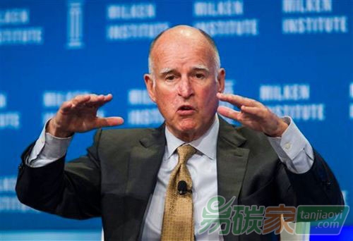 “加州州長布朗提出最激進碳減排命令”