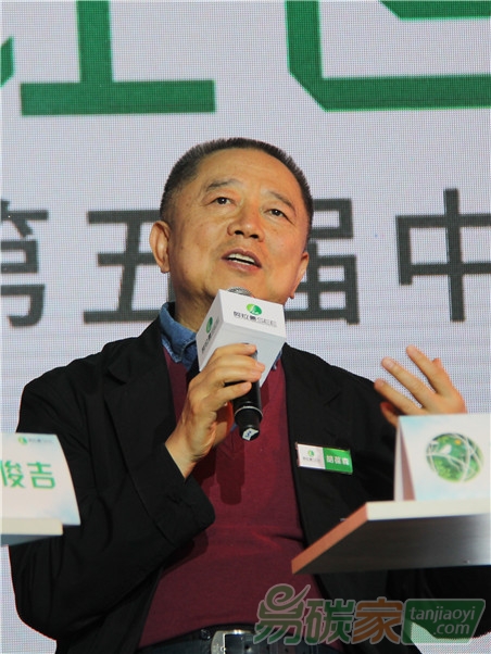 建業(yè)集團董事局主席胡葆森：中國房地產(chǎn)碳排放占世界8%