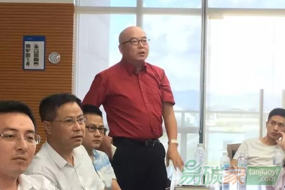 與會(huì)人員熱情參與討論