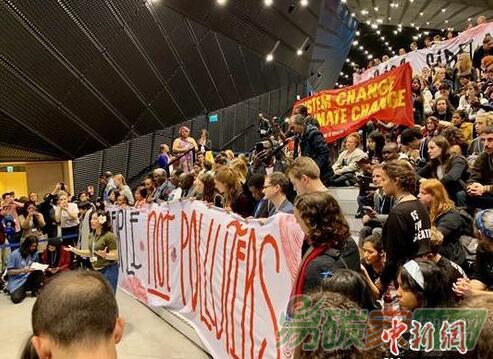 歐盟計劃到2030年使汽車和貨車的二氧化碳排放量分別比2021年減少37.5%和31%